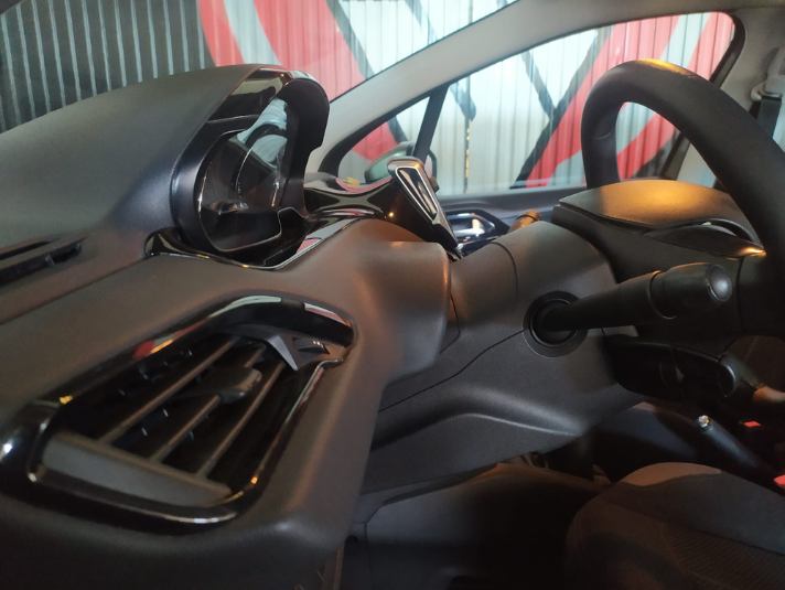 PEUGEOT 208 5P ACTIVE 1.4 eHDi 68 FAP CMP B.Lion