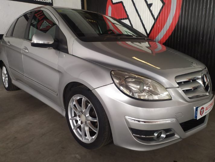 MERCEDES-BENZ Clase B B 180 CDI BlueEFFICIENCY 5p