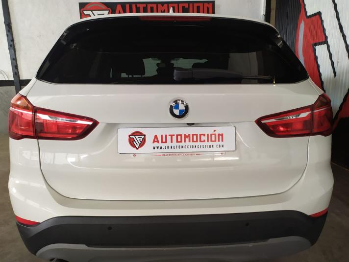 BMW X1 sDrive18i 5p