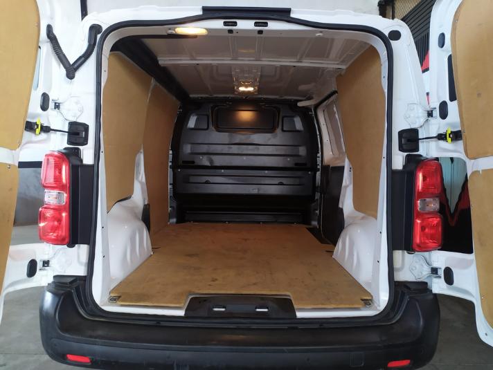 CITROEN Jumpy Talla M BlueHDi 120 SS 6v Control CA 4p