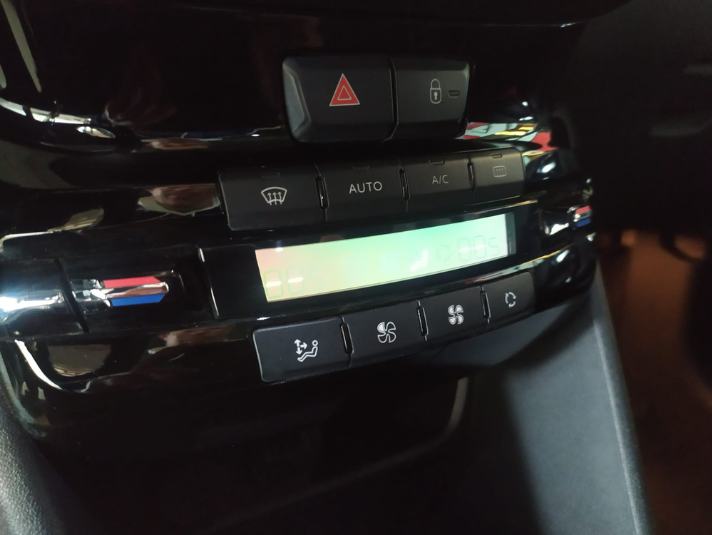 PEUGEOT 2008 GT Line Puretech 130 SS BVM6 5p