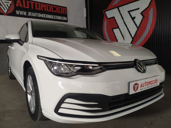 VOLKSWAGEN Golf Life 1.5 TSI 96kW 130CV 5p