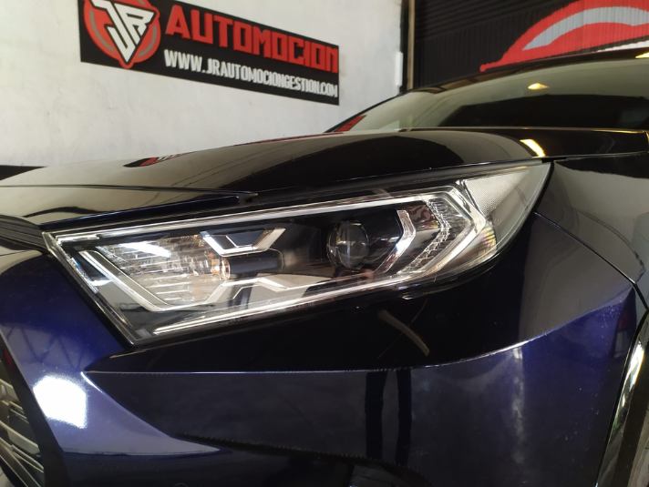 TOYOTA Rav4 2.5l 220H Style 5p