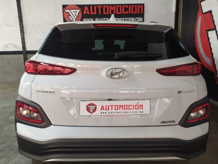 HYUNDAI Kona 150kW EV Style 484km 5p