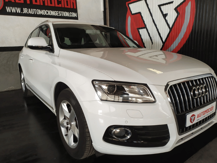 AUDI Q5 2.0 TDI ultra Black line edition