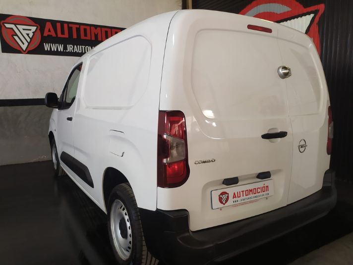 OPEL Combo 1.5 TD Select L H1 1000kg