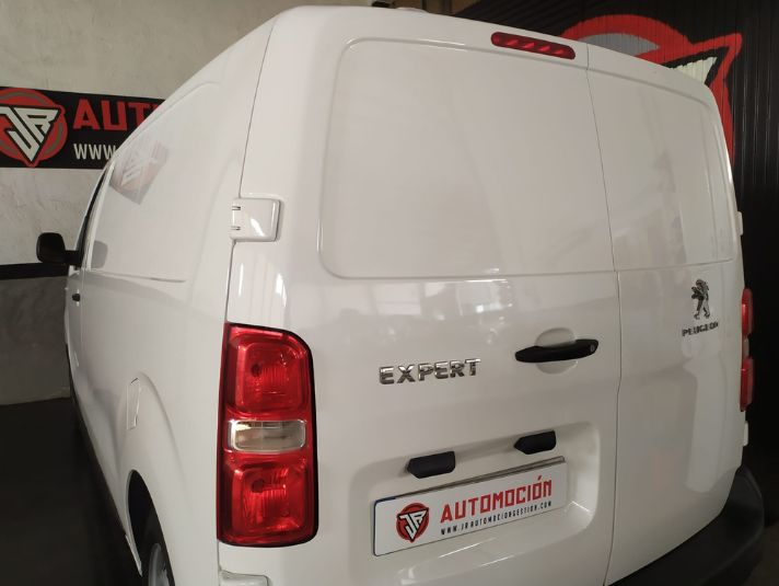 PEUGEOT Expert Combi BlueHDi 120 SS Standard