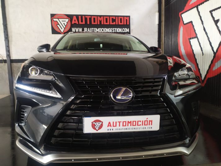LEXUS NX 2.5 300h Premium 2WD