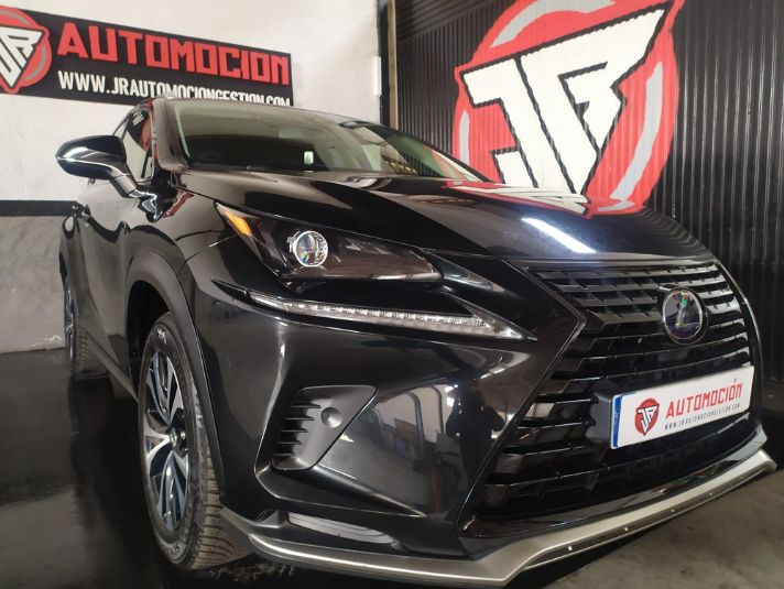 LEXUS NX 2.5 300h Premium 2WD