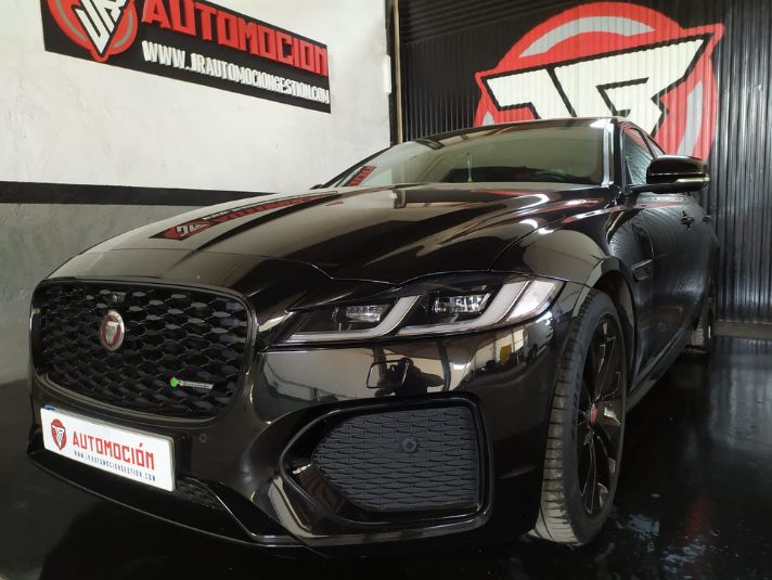 JAGUAR XF 2.0 I4 RWD RDynam S Auto SBrake