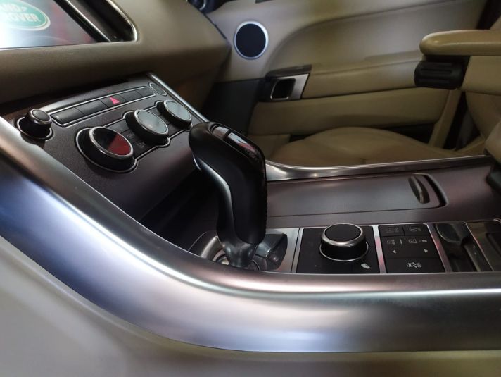 LAND-ROVER Range Rover Sport 3.0 SDV6 HSE Dynamic