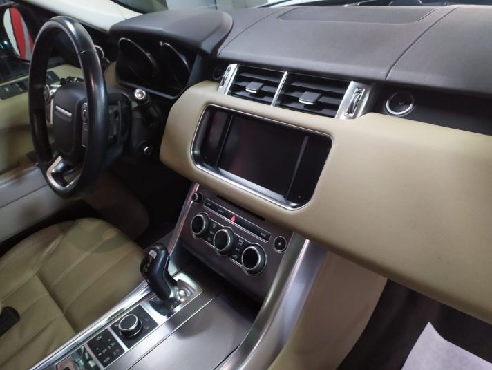 LAND-ROVER Range Rover Sport 3.0 SDV6 HSE Dynamic