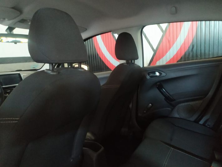 PEUGEOT 208 ACTIVE PureTech