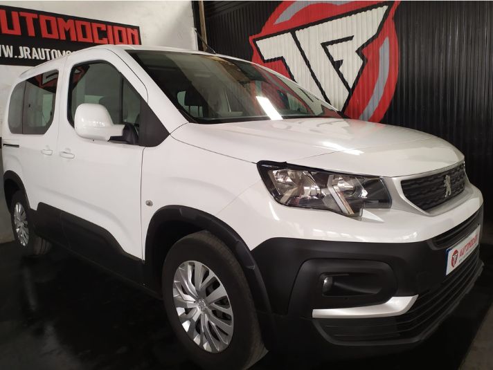 PEUGEOT Rifter Allure Standard BlueHDi