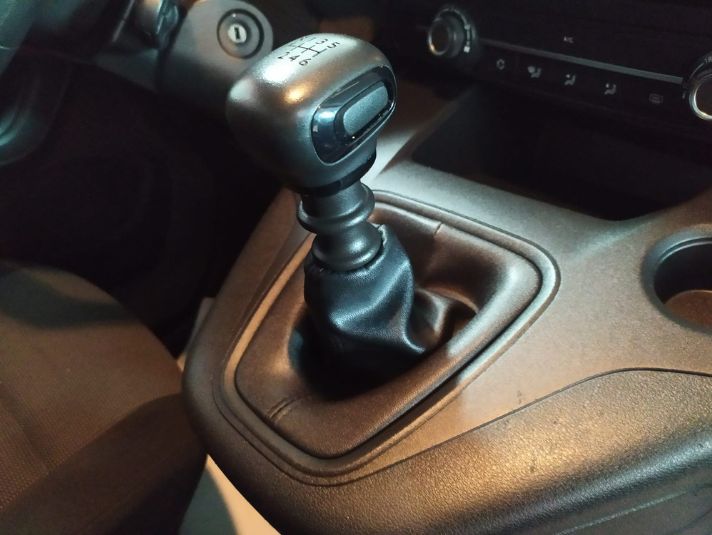 PEUGEOT Rifter Allure Standard BlueHDi