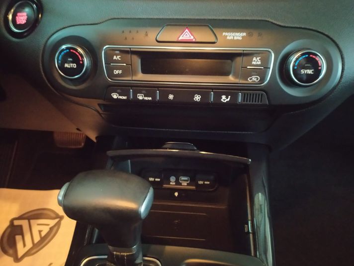 KIA Sorento 2.2 CRDi Emotion DCT 4x4 7pl