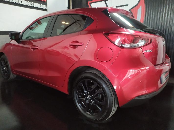 MAZDA Mazda2 1.5 GE Black Tech Edition