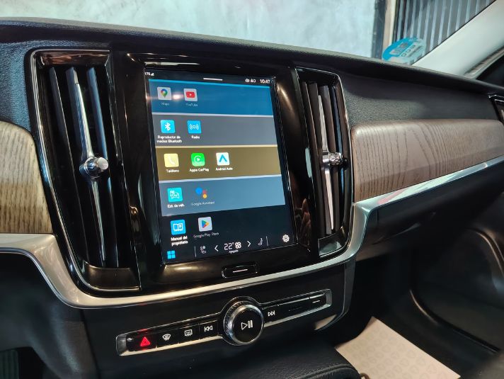 VOLVO V90 Cross Country 2.0 B4 D Pro AWD Auto