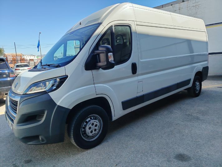PEUGEOT BOXER