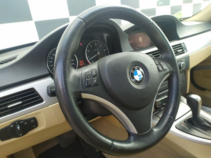 BMW Serie 3 325i