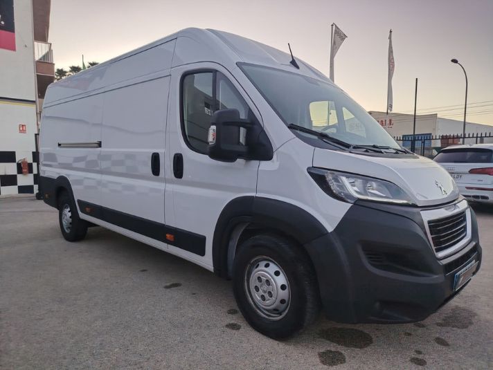 PEUGEOT Boxer 435 L4 H2 BHDI SS 6 V. M
