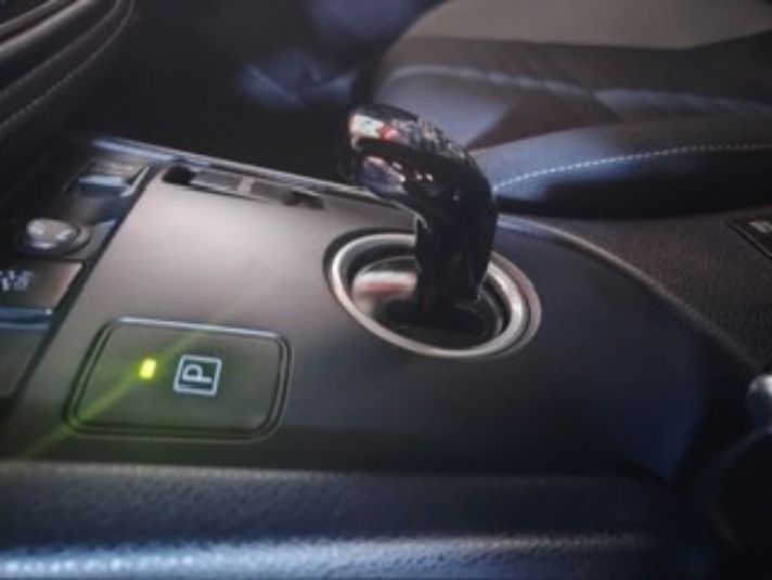 TOYOTA Auris Hybrid Active Touring Sports