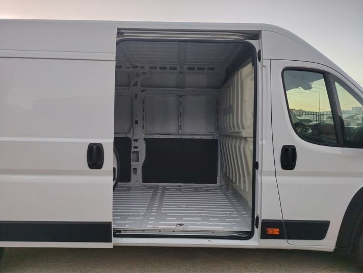 PEUGEOT Boxer 435 L4 H2 BHDI SS 6 V. M